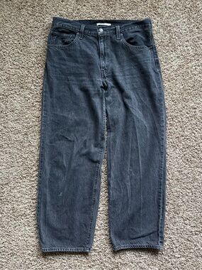 Levi’s High-Waist Straight Leg Black Jeans Size 30